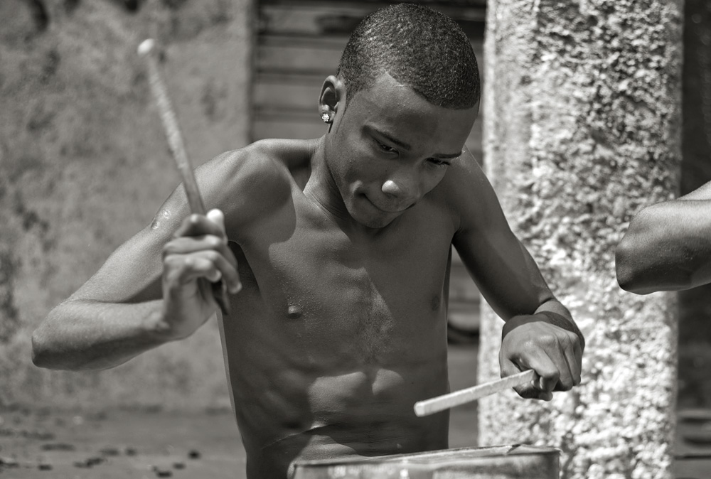 favela drummer