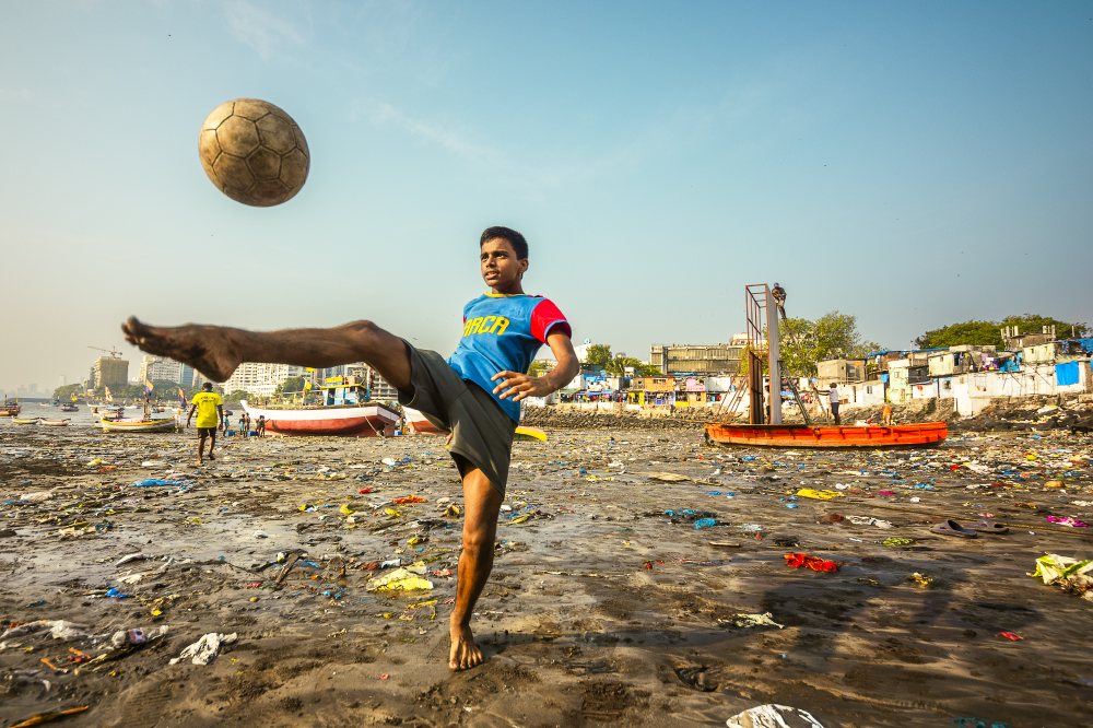 (plastic) beach soccer