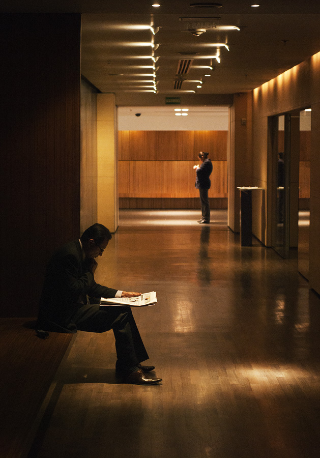 these clocks keep unwinding