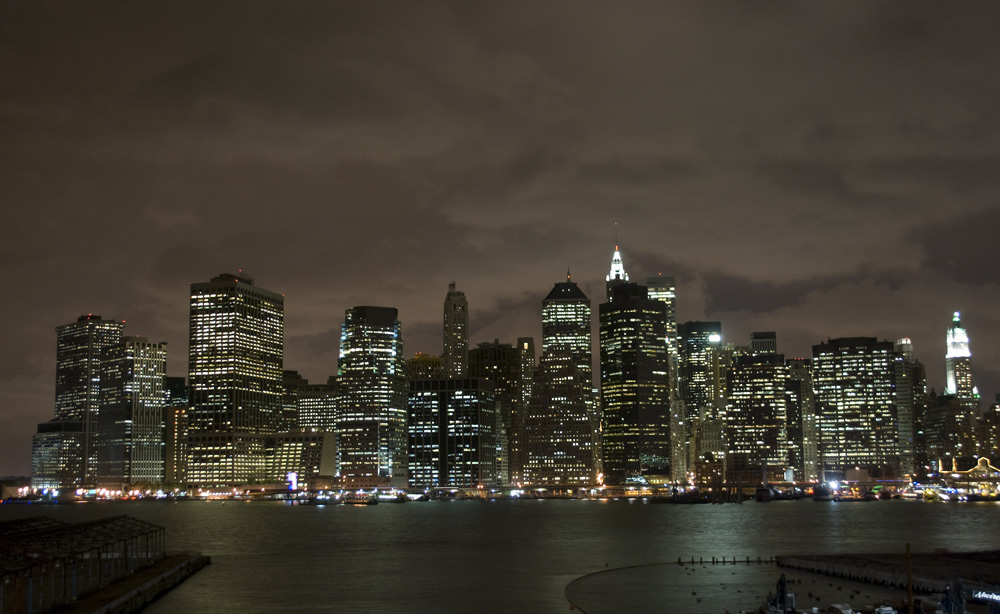 why you should cross the brooklyn bridge